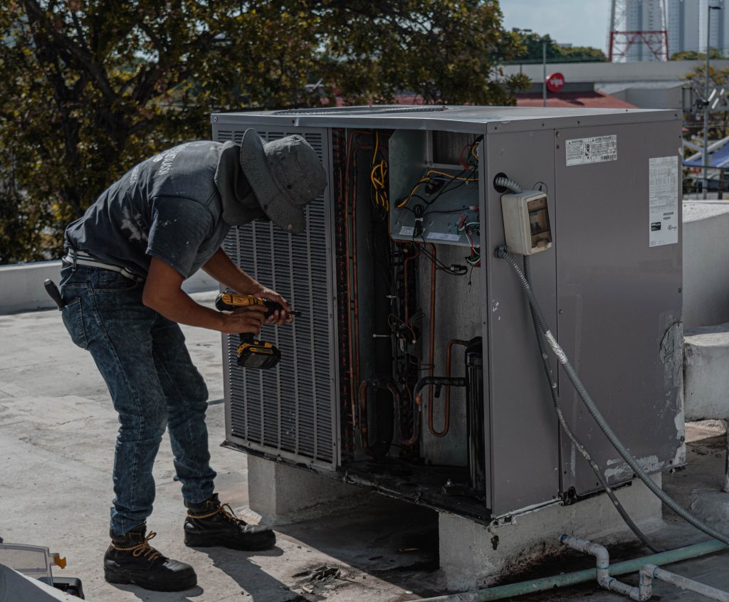 Servis klimatski naprav